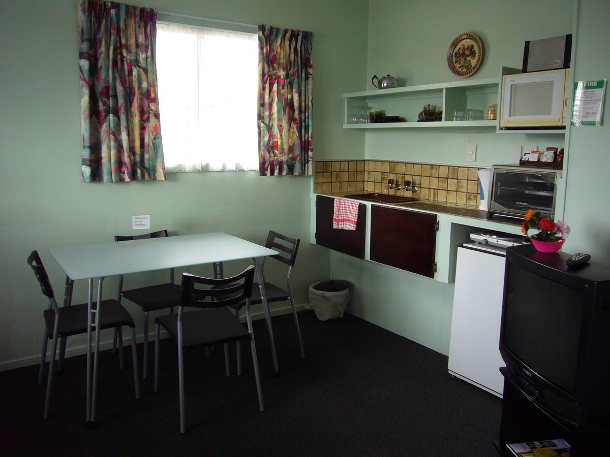 Travelodge Levin Bagian luar foto